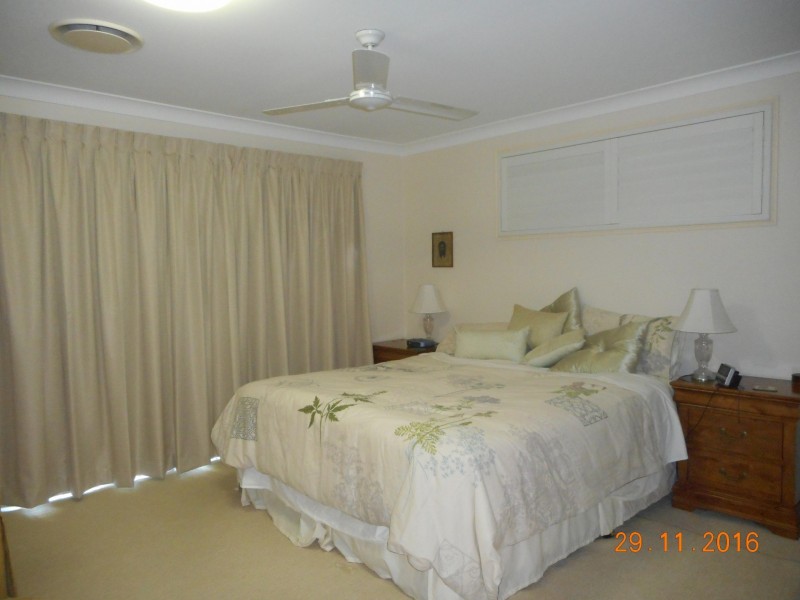 10 Baileys Road, Tallai QLD 4213