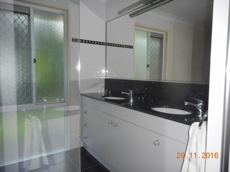 10 Baileys Road, Tallai QLD 4213