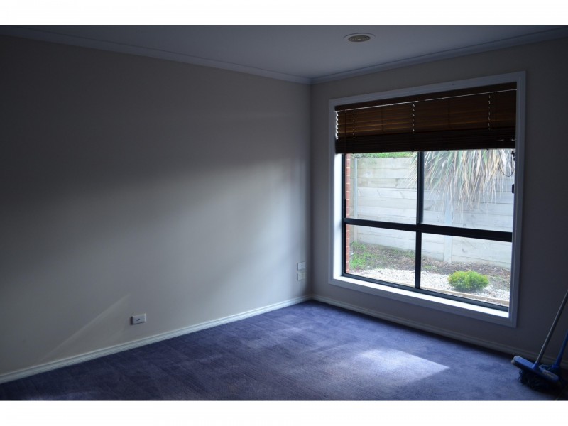 33 McArthurs Road, South Morang VIC 3752