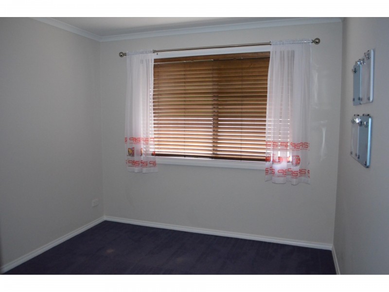 33 McArthurs Road, South Morang VIC 3752