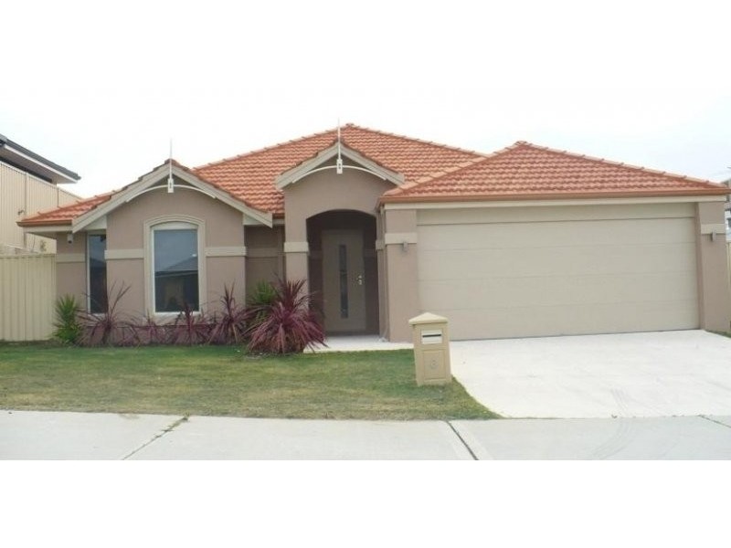 6 Belvoir Parkway, Darch WA 6065