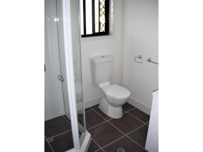 62 Moonstone Drive, Urangan QLD 4655