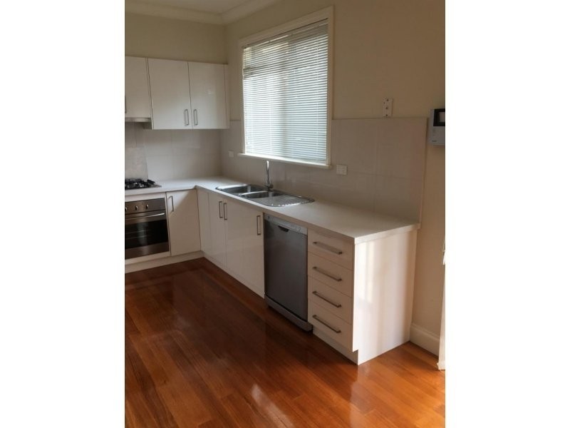 2/46 Hillside Road, Rosanna VIC 3084