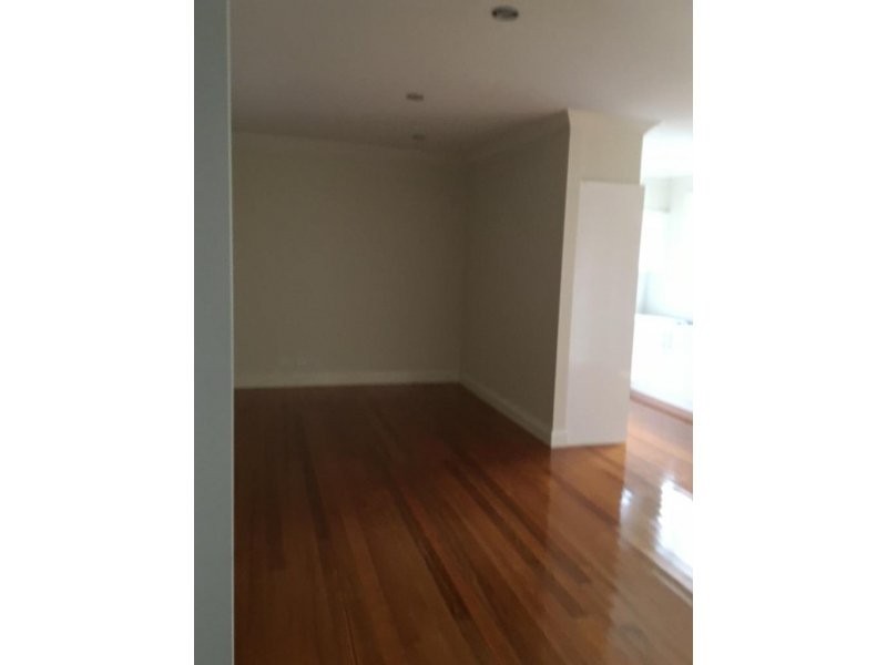 2/46 Hillside Road, Rosanna VIC 3084