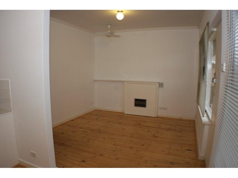 4/37 Pier Street, Glenelg SA 5045