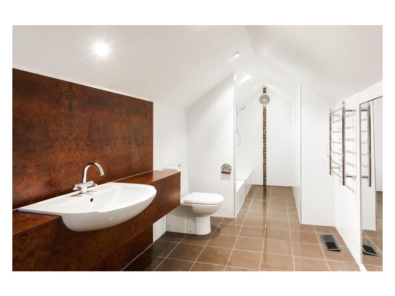 6/18 Wells Street, Southbank VIC 3006