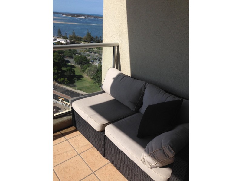 50 Marine Parade, Southport QLD 4215