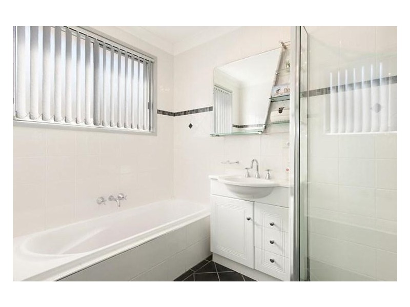 31 Muswellbrook Crescent, Booragul NSW 2284