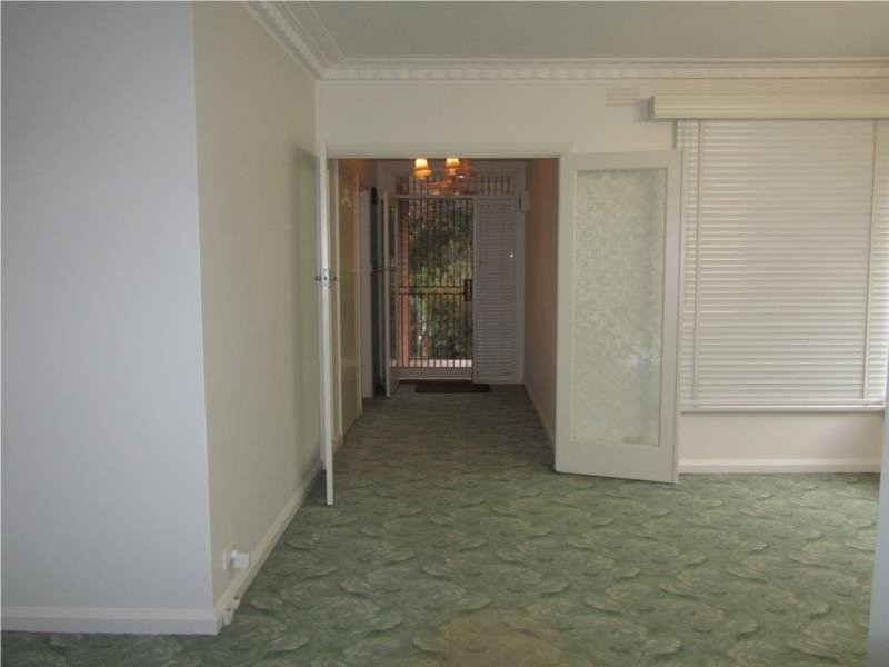 1A Julie Court, Ashwood VIC 3147