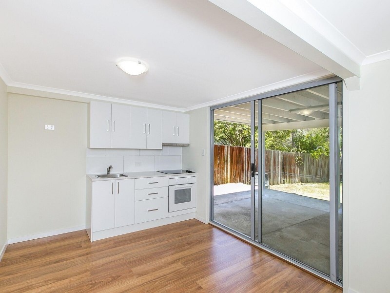 11 Hope Street, Kingston QLD 4114
