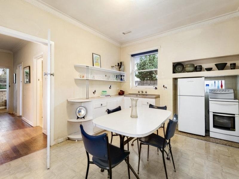 7 Holland Court, Oakleigh VIC 3166