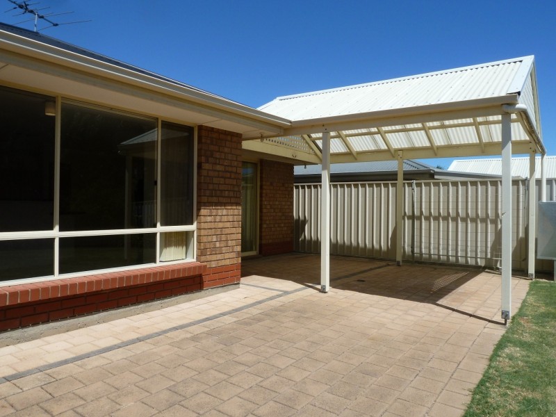 25 Alderman Avenue, Seacombe Gardens SA 5047