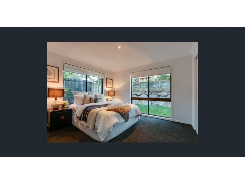 14 Peppertree Street, Sinnamon Park QLD 4073