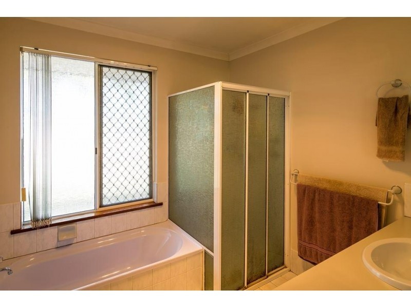 b/5 Gorst Court, Eaton WA 6232