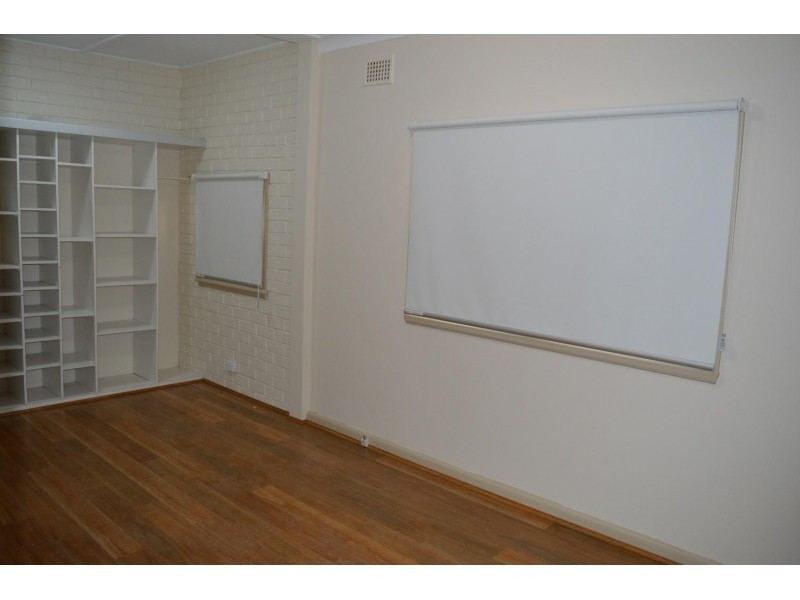 Glenfield NSW 2167