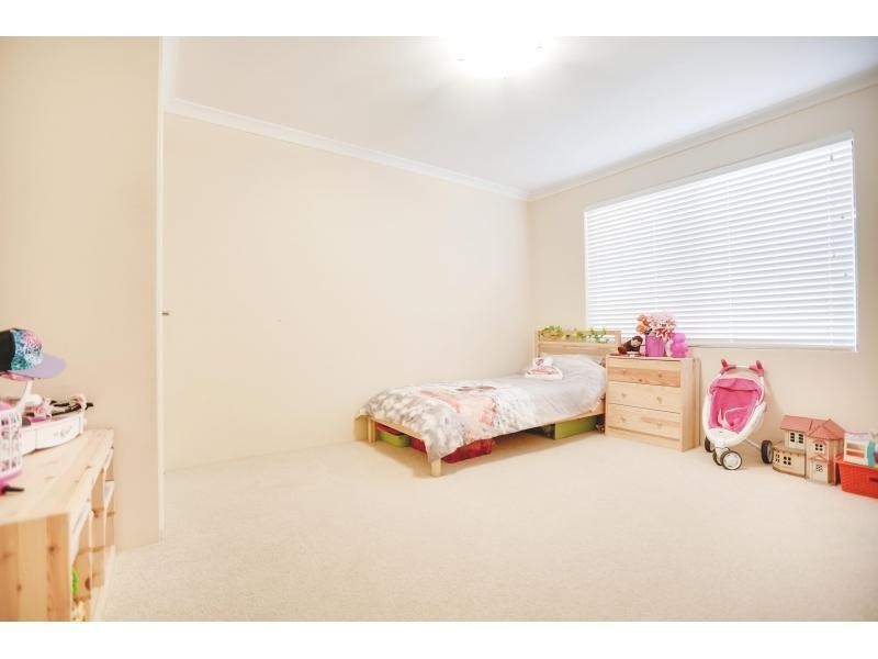 6 Anglesea Way, Madora Bay WA 6210