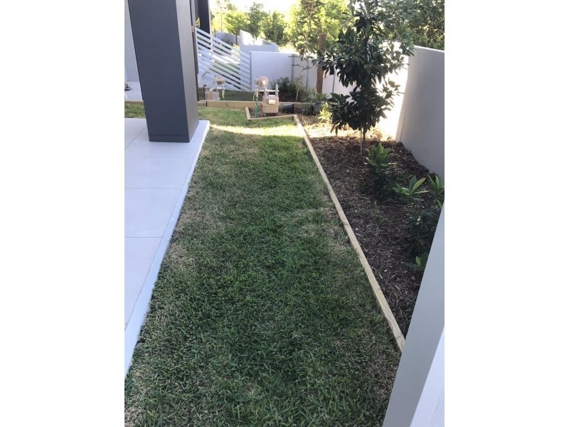 98 McDermott Parade, Rochedale QLD 4123