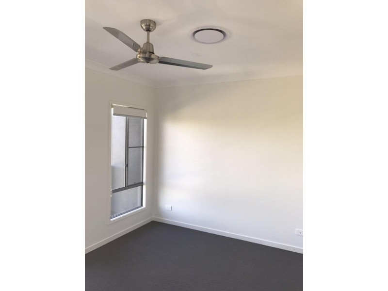 98 McDermott Parade, Rochedale QLD 4123