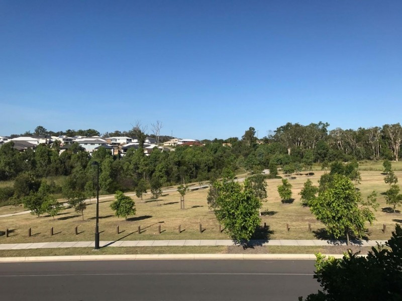 98 McDermott Parade, Rochedale QLD 4123