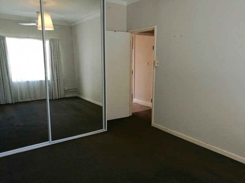 10 Farris Street, Innaloo WA 6018