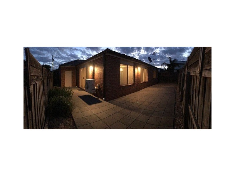 12 Watson Avenue, Belmont VIC 3216
