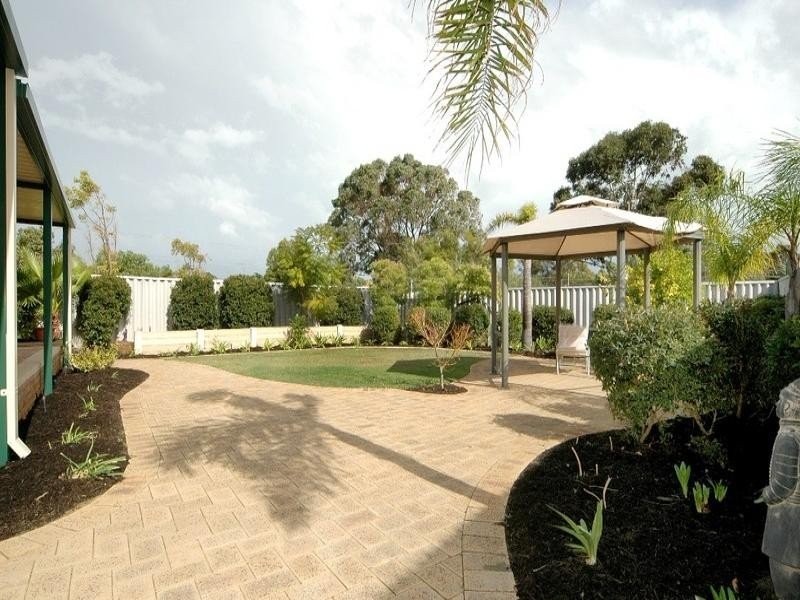 6 Lockyer court, Duncraig WA 6023