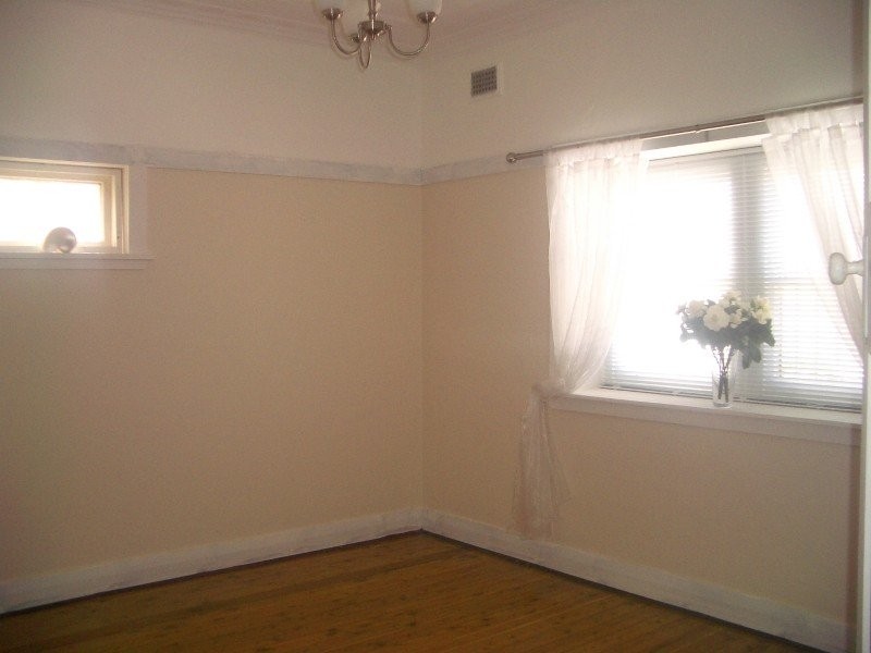 2/91 Heighway Avenue, Croydon NSW 2132