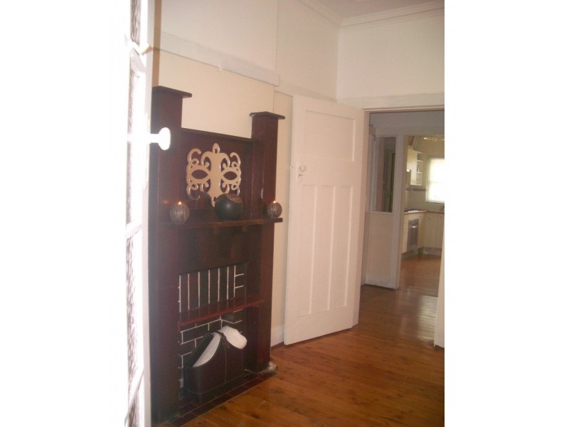 2/91 Heighway Avenue, Croydon NSW 2132