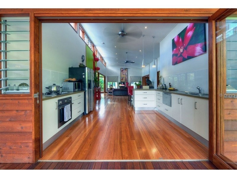 Clifton Beach QLD 4879