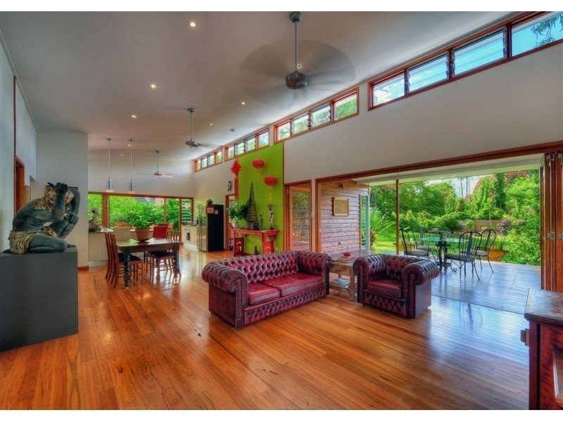 Clifton Beach QLD 4879