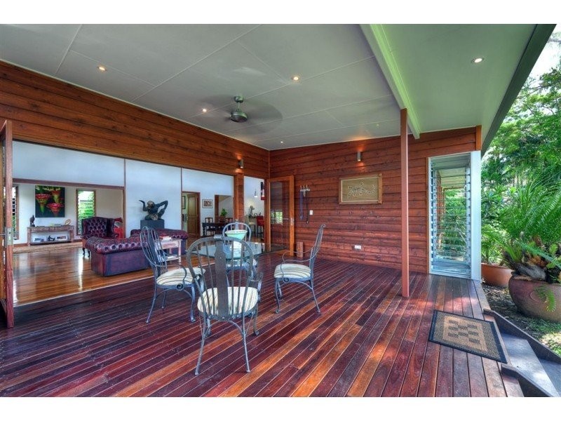 Clifton Beach QLD 4879