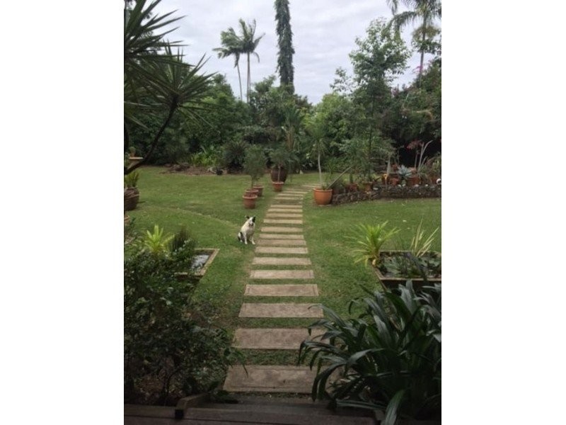 Clifton Beach QLD 4879