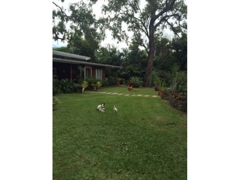 Clifton Beach QLD 4879