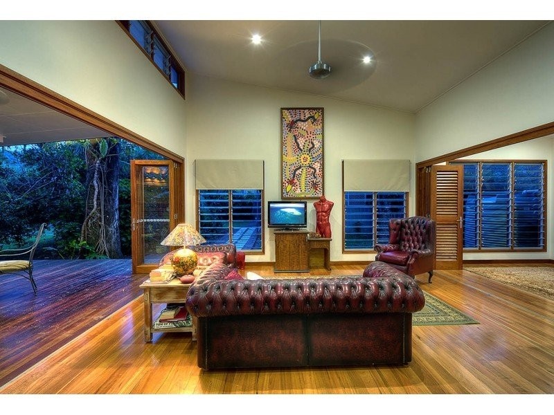 Clifton Beach QLD 4879