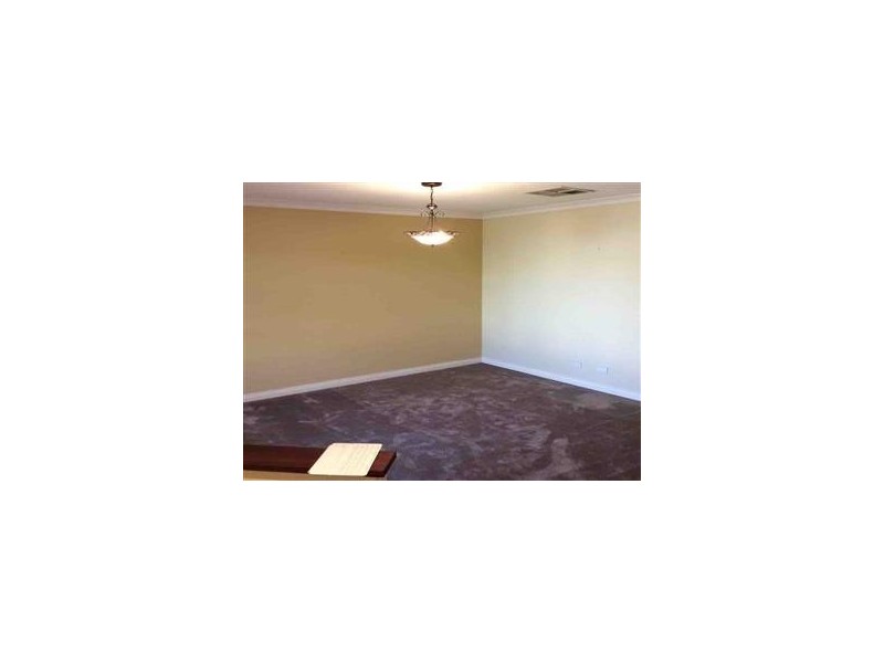 4 Charm Way, Atwell WA 6164