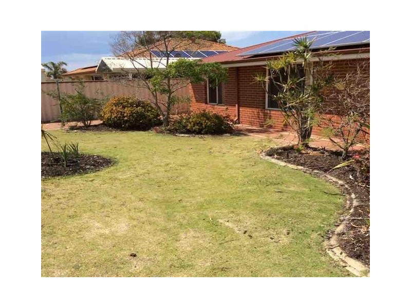 4 Charm Way, Atwell WA 6164