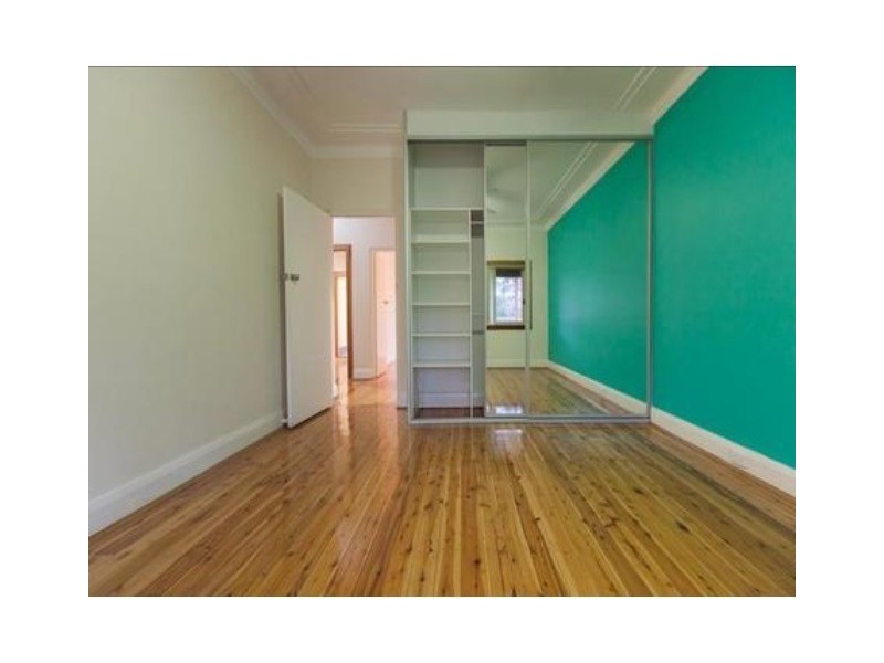 374 Princes Highway, Corrimal NSW 2518