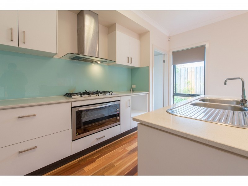 2/7 Prince Edward Avenue, Mckinnon VIC 3204
