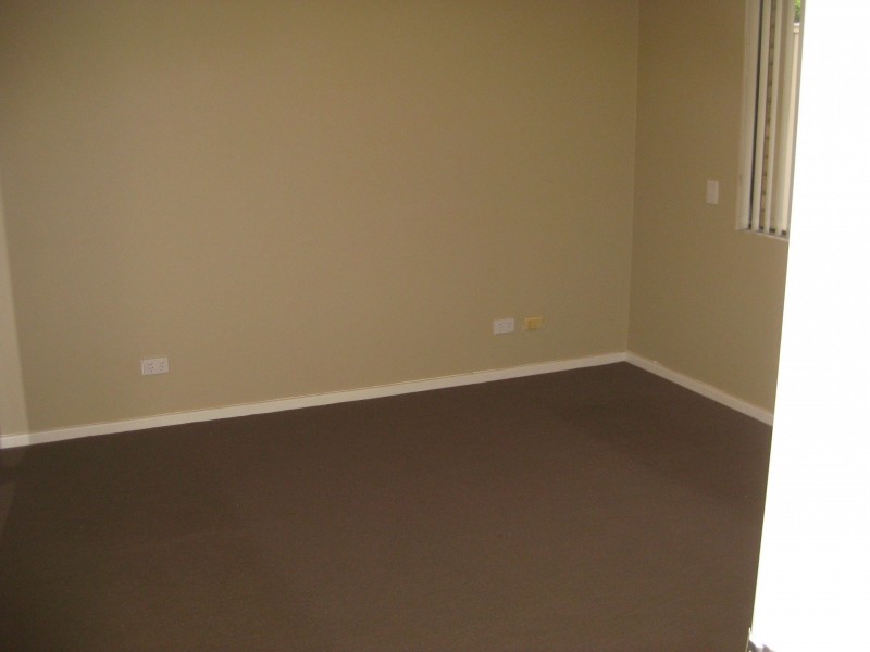 2/15 Hazel Street, Como WA 6152