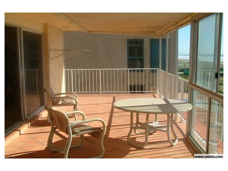 4/3513 Main Beach Parade, Main Beach QLD 4217