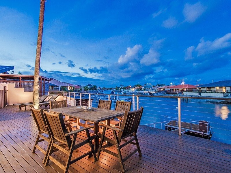 35 Columbus Drive, Hollywell QLD 4216