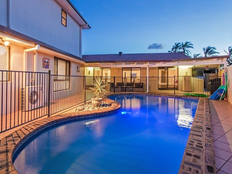 35 Columbus Drive, Hollywell QLD 4216