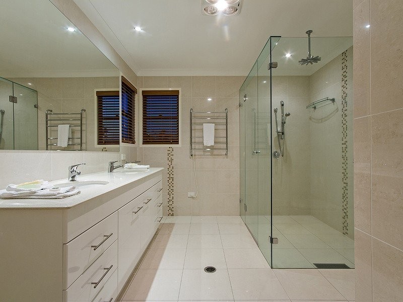 35 Columbus Drive, Hollywell QLD 4216