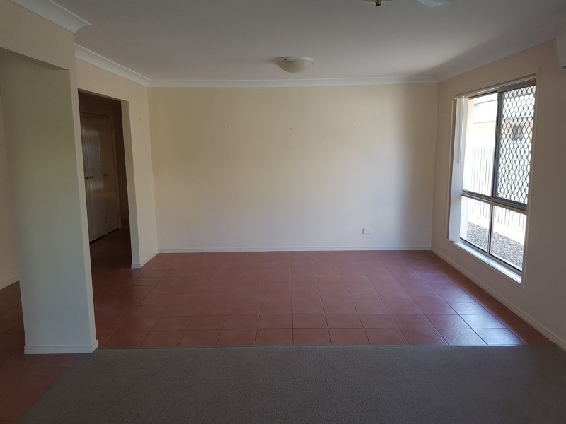 12 Lilyvale Crescent, Ormeau QLD 4208