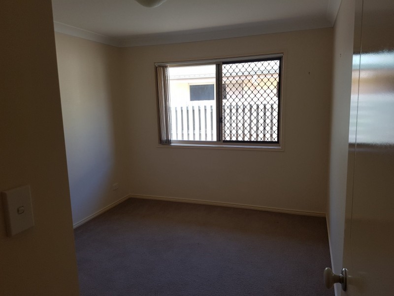 12 Lilyvale Crescent, Ormeau QLD 4208
