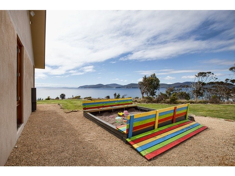 112 Skeggs Avenue, White Beach TAS 7184