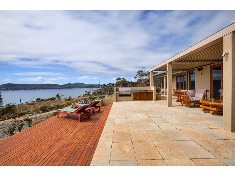 112 Skeggs Avenue, White Beach TAS 7184