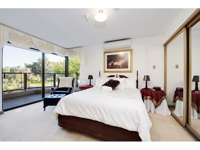 1B/100 South Terrace, Adelaide SA 5000