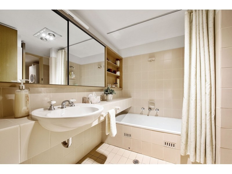 1B/100 South Terrace, Adelaide SA 5000