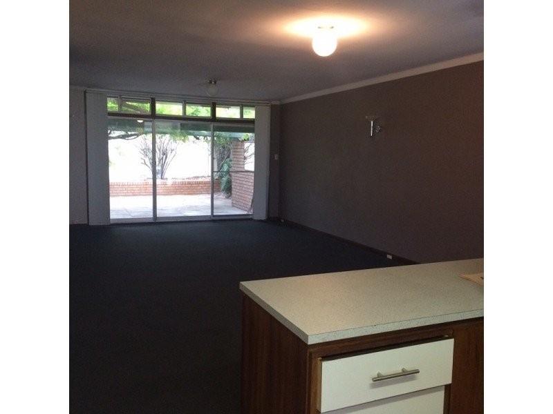 27 Pimlott Street, Dianella WA 6059